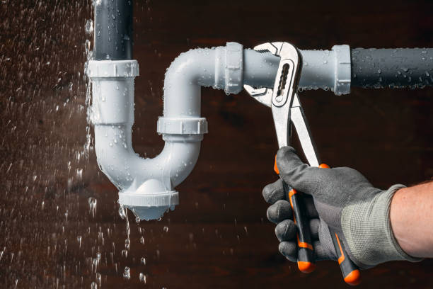 Professional Gas Line Repair technician working in Hunker, PA